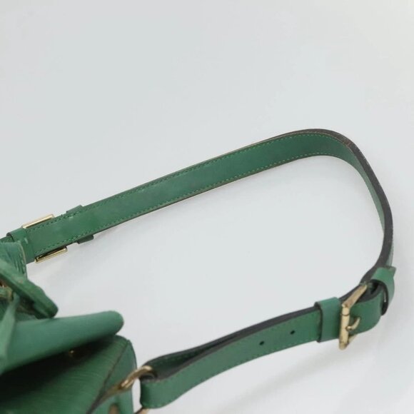 LOUIS VUITTON Epi Petit Noe Shoulder Bag Green LV Auth - Picture 9 of 16